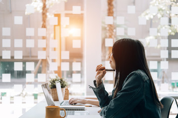 华硕笔记本数字键“0”打不出来怎么办？